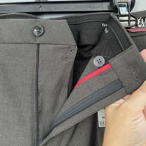 Van Heusen Pants Mens 34x34‎ Gray Max Flex Waistband Premium Noniron Shirt Grip - Picture 3 of 10